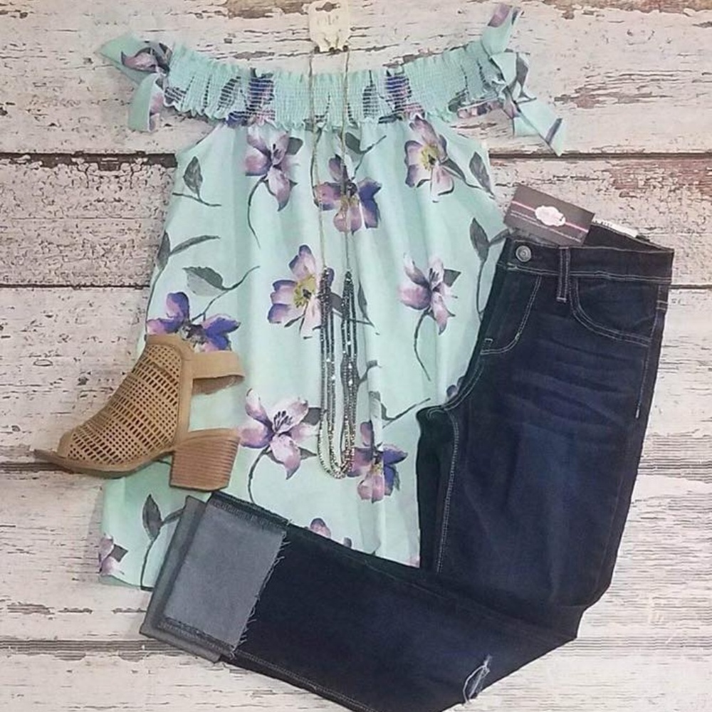 Vine & Love Off-the-Shoulder Floral Top